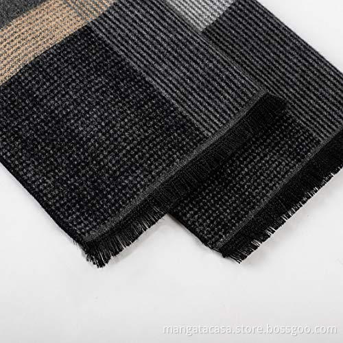 Écharpe grise pour hommes en hiver